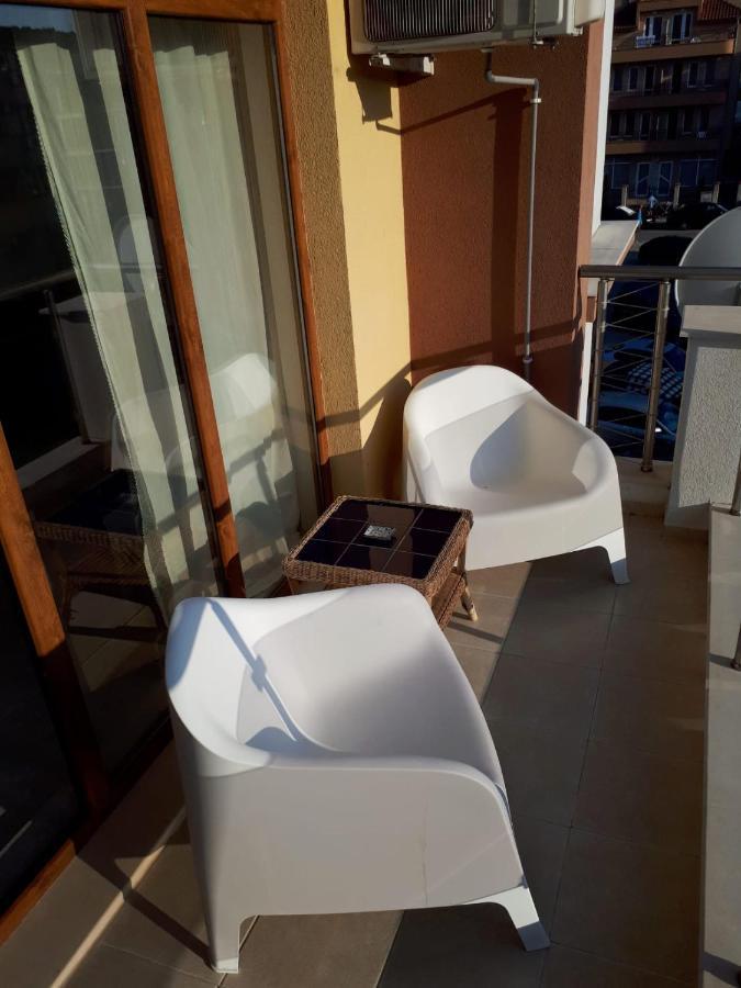 Obzor Tatyana Apartaments Bonjour Экстерьер фото
